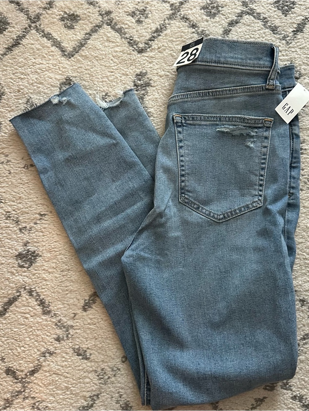 NWT GAP High-Rise Distressed Light Blue Women's Jeans - Size 28